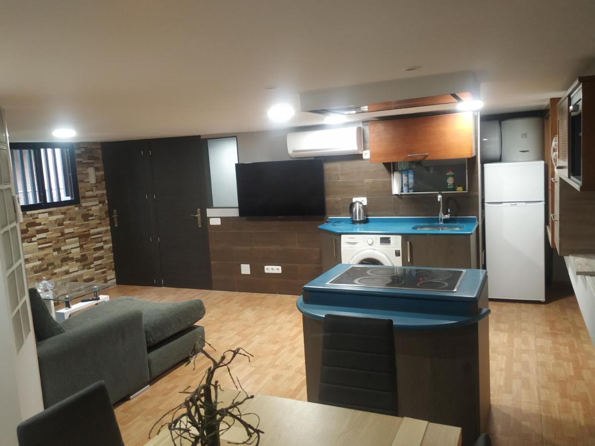 Apartamento Deluxe Barajas Madrid Esterno foto