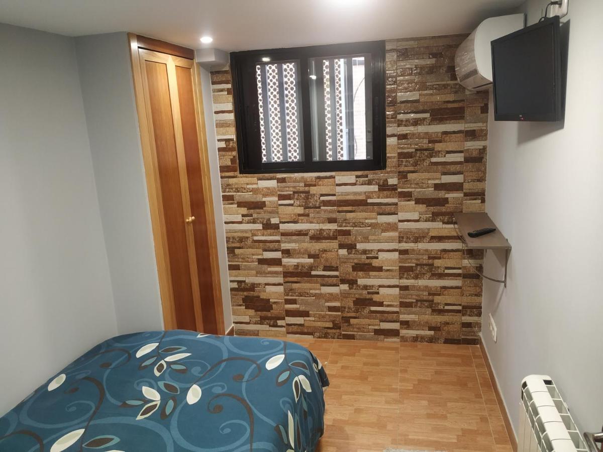 Apartamento Deluxe Barajas Madrid Esterno foto