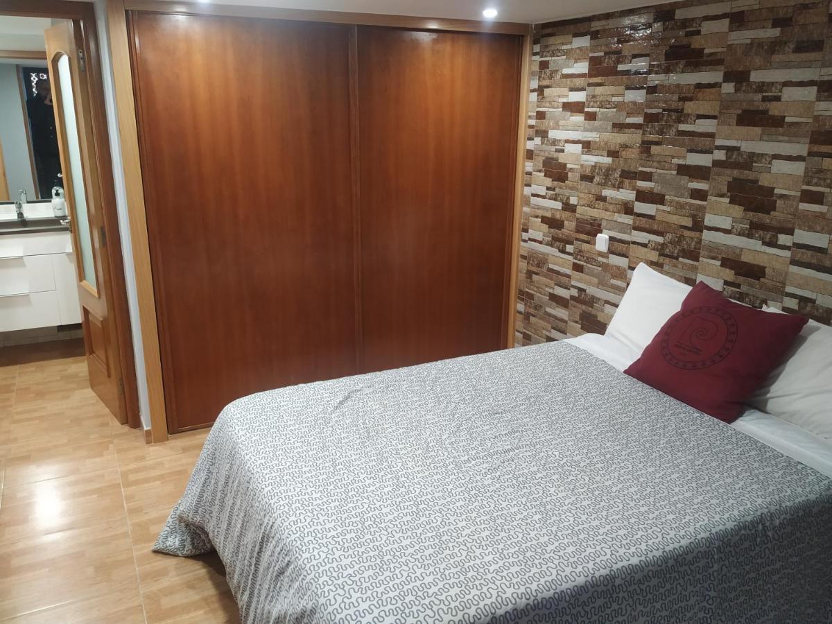 Apartamento Deluxe Barajas Madrid Esterno foto