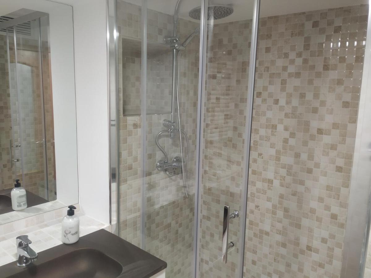 Apartamento Deluxe Barajas Madrid Esterno foto