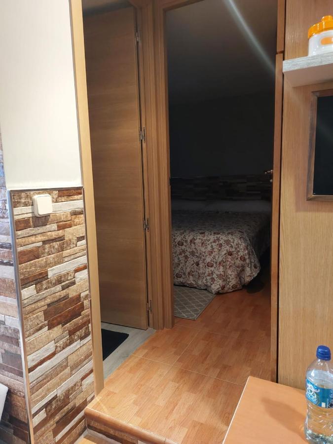 Apartamento Deluxe Barajas Madrid Esterno foto