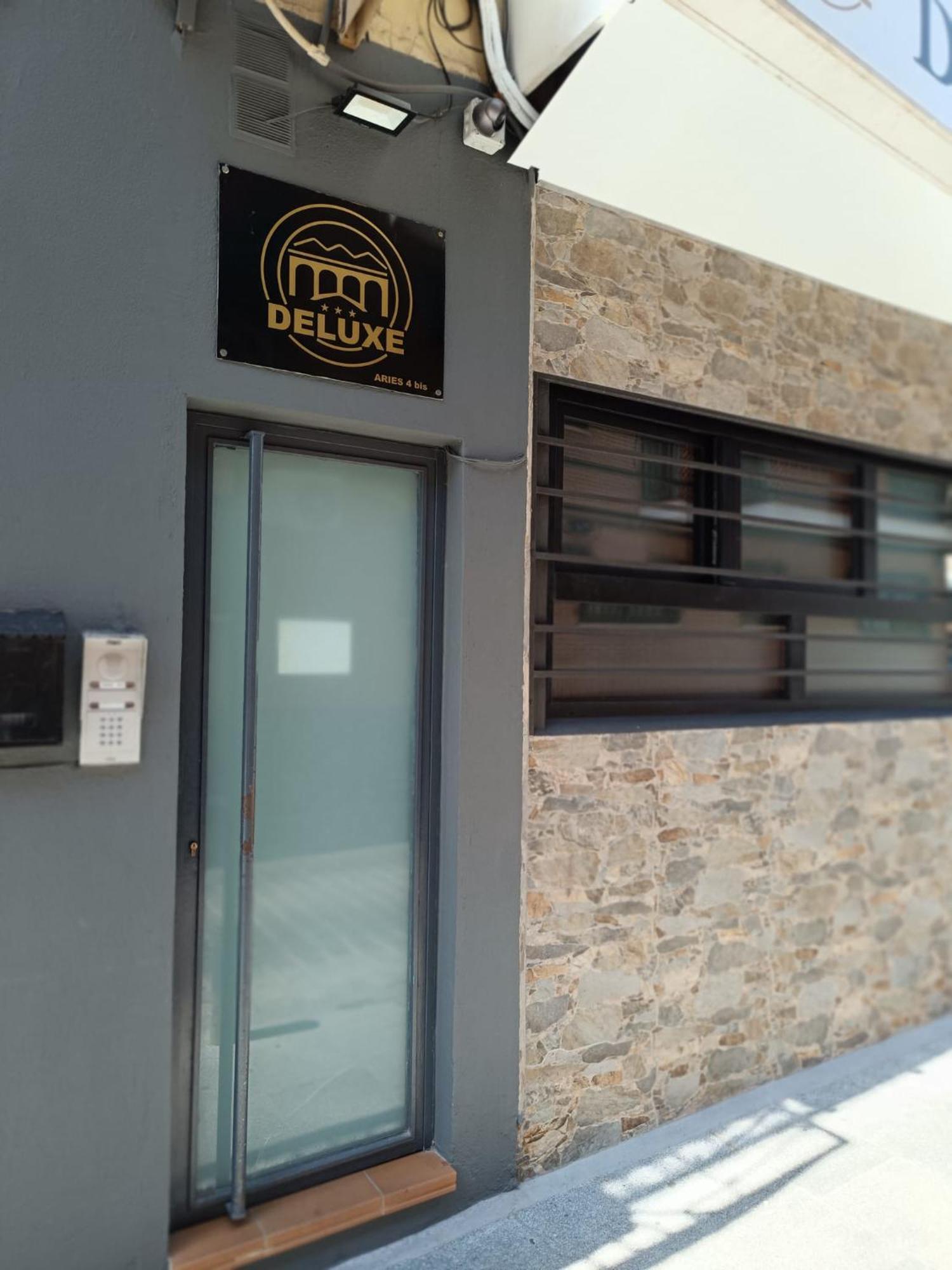 Apartamento Deluxe Barajas Madrid Esterno foto