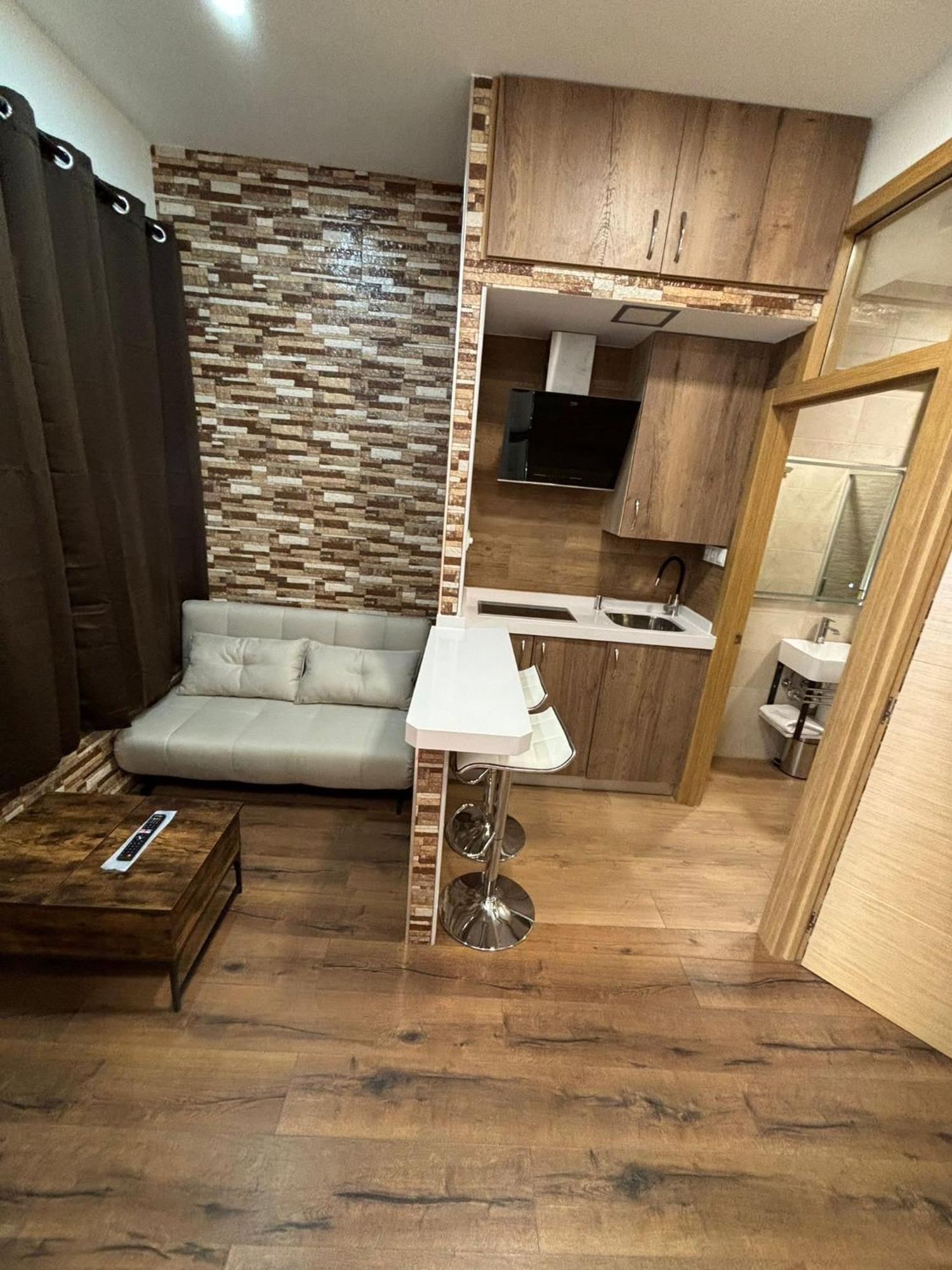 Apartamento Deluxe Barajas Madrid Esterno foto