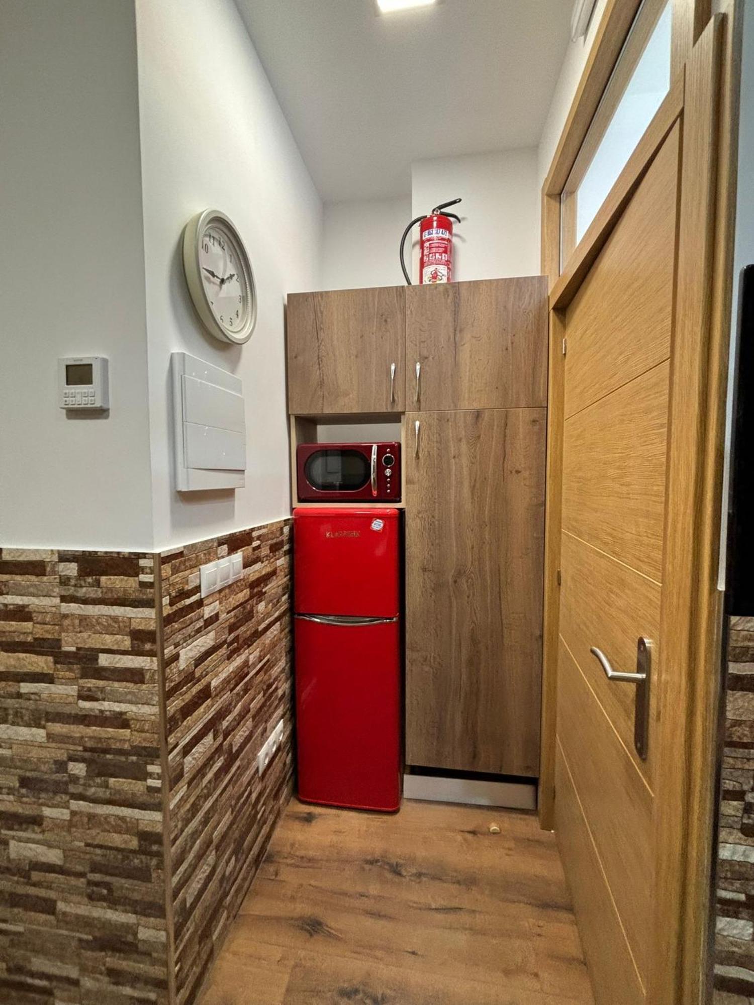 Apartamento Deluxe Barajas Madrid Esterno foto