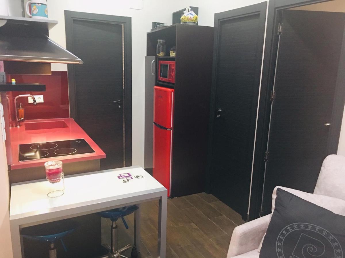Apartamento Deluxe Barajas Madrid Esterno foto